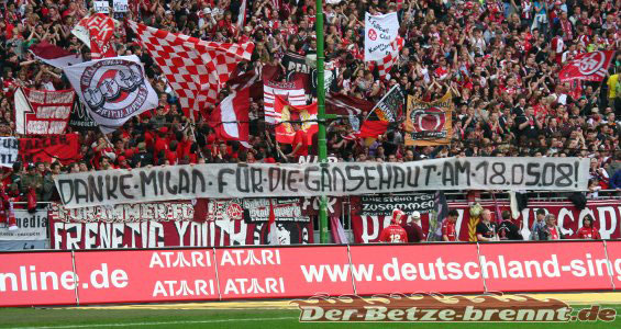 1. FC Kaiserslautern vs FC Augsburg (1-0) (23)