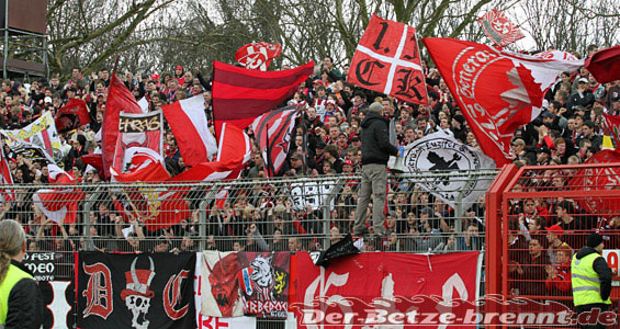 Rot-Weiß Oberhausen vs 1. FC Kaiserslautern (2-1) (3)