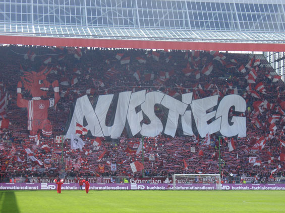 1. FC Kaiserslautern vs FC Augsburg (1-1) (6)