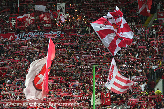 1. FC Kaiserslautern vs MSV Duisburg (4-1) (2)