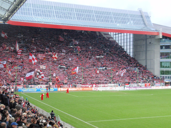 1. FC Kaiserslautern vs VfB Stuttgart (3-3) (16)