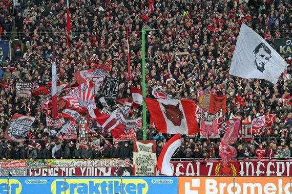 1. FC Kaiserslautern vs VfL Wolfsburg (0-0) (11)