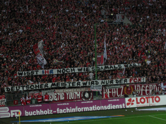 1. FC Kaiserslautern vs FC Bayern München (2-0) (5)