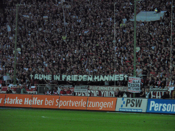 1. FC Kaiserslautern vs FC Bayern München (2-0) (29)
