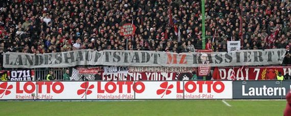 1. FC Kaiserslautern vs 1. FSV Mainz 05 (0-1) (15)
