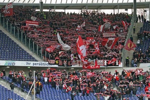 Hannover 96 vs 1. FC Kaiserslautern (3-0) (6)