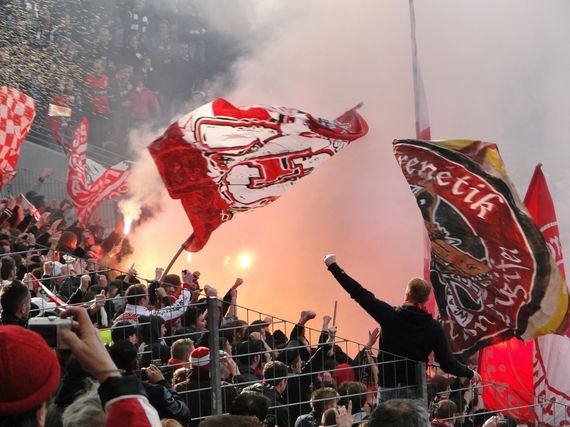 Eintracht Frankfurt vs 1. FC Kaiserslautern (0-0) (12)