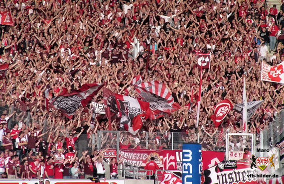 VfB Stuttgart vs 1. FC Kaiserslautern (2-4) (2)