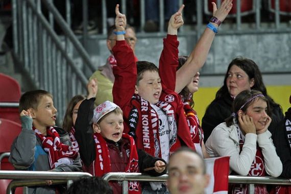 1. FC Kaiserslautern vs FC St. Pauli (2-0) (4)