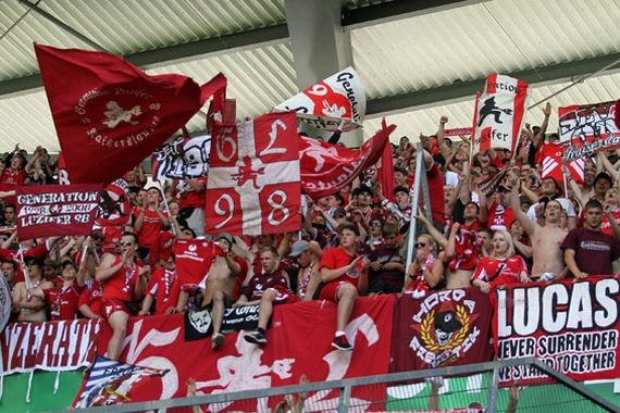 VfL Wolfsburg vs 1. FC Kaiserslautern (1-2) (6)
