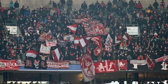 FC Bayern München vs 1. FC Kaiserslautern (2-0) (9)
