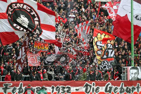 1. FC Kaiserslautern vs Borussia Mönchengladbach (1-2) (3)