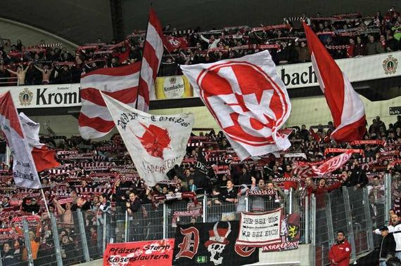 VfB Stuttgart vs 1. FC Kaiserslautern (0-0) (13)