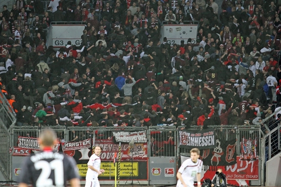 Bayer 04 Leverkusen vs 1. FC Kaiserslautern (3-1) (9)