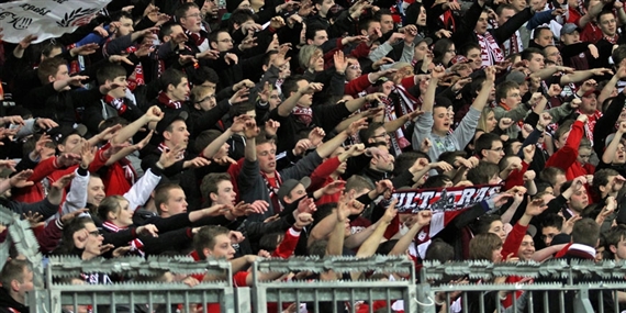 Bayer 04 Leverkusen vs 1. FC Kaiserslautern (3-1) (12)