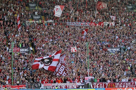 1. FC Kaiserslautern vs Borussia Dortmund (2-5) (16)