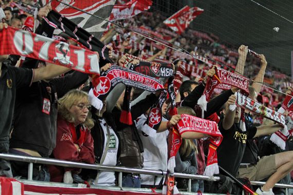 1. FC Kaiserslautern vs VfB Stuttgart (0-2) (8)