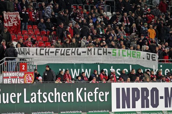 1. FC Kaiserslautern vs FC Energie Cottbus (1-0) (21)