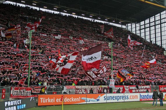 1. FC Kaiserslautern vs 1. FC Köln (3-0) (11)
