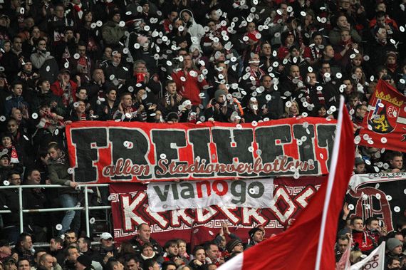 1. FC Kaiserslautern vs 1. FC Köln (3-0) (18)