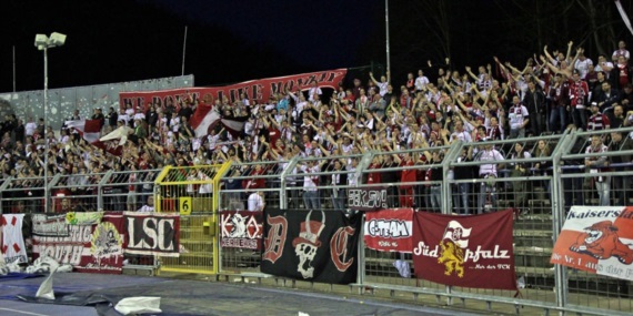 FC Erzgebirge Aue vs 1. FC Kaiserslautern (1-1) (10)