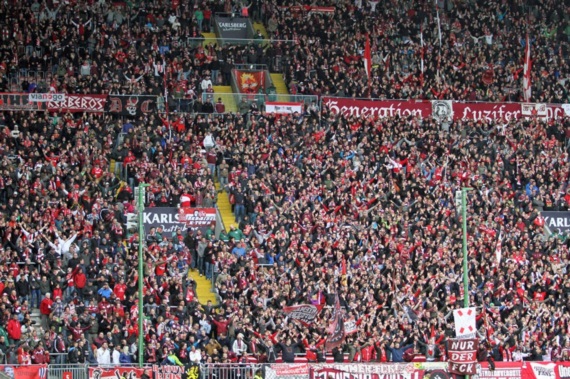 1. FC Kaiserslautern vs SC Paderborn (3-0) (7)