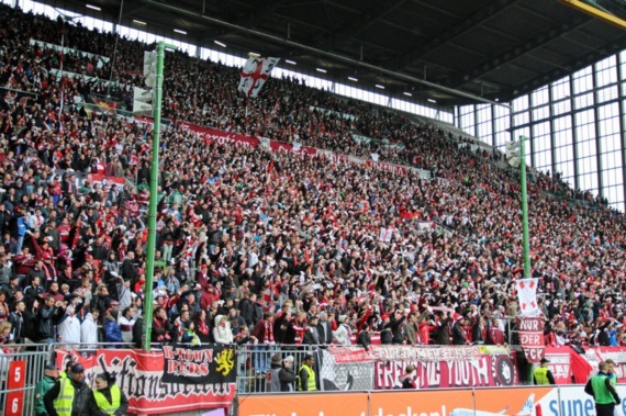 1. FC Kaiserslautern vs SC Paderborn (3-0) (13)