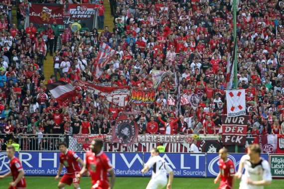 1. FC Kaiserslautern vs FSV Frankfurt (4-1) (8)