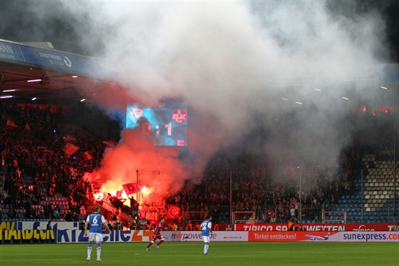 VfL Bochum vs 1. FC Kaiserslautern (1-2) (8)