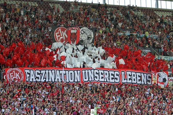 1. FC Kaiserslautern vs FC Erzgebirge Aue (2-1) (2)