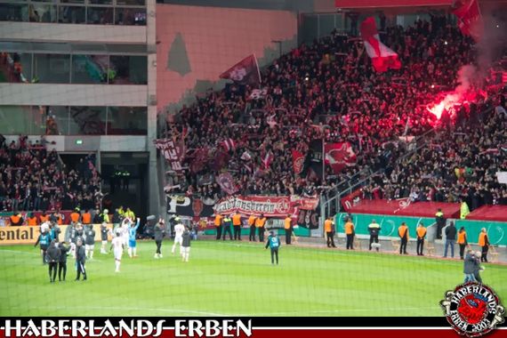 Bayer 04 Leverkusen vs 1. FC Kaiserslautern (0-1) (13)