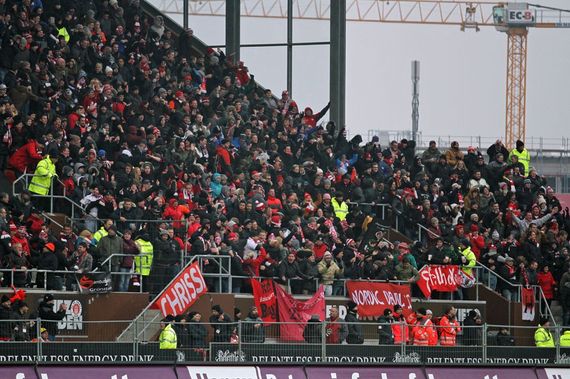 FC St. Pauli vs 1. FC Kaiserslautern (1-3) (13)