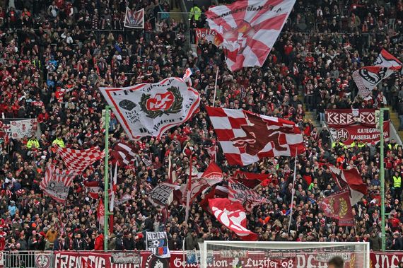 1. FC Kaiserslautern vs FC Erzgebirge Aue (1-0) (2)