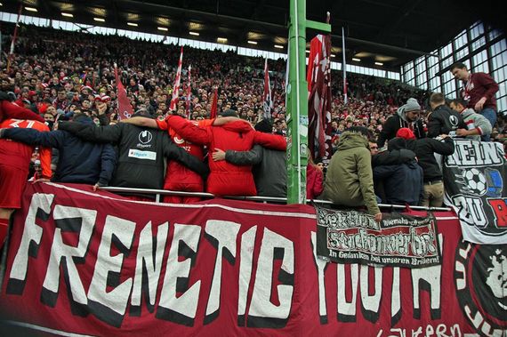 1. FC Kaiserslautern vs FC Erzgebirge Aue (1-0) (13)