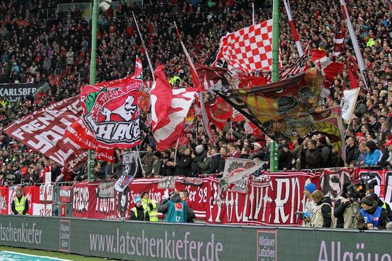 1. FC Kaiserslautern vs SV Sandhausen (1-0) (17)
