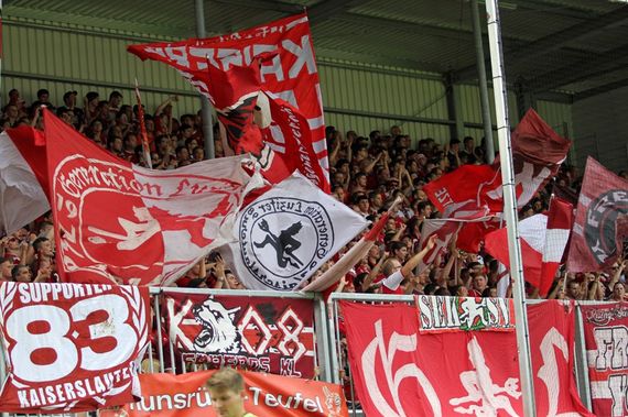 SV Sandhausen vs 1. FC Kaiserslautern (1-1) (15)