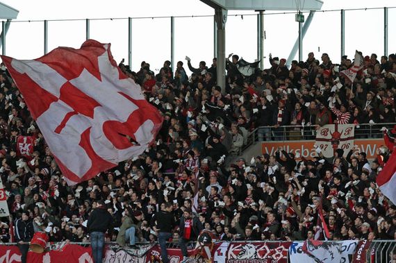 Eintracht Braunschweig vs 1. FC Kaiserslautern (1-0) (10)