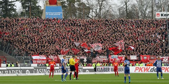 Karlsruher SC vs 1. FC Kaiserslautern (0-0) (8)