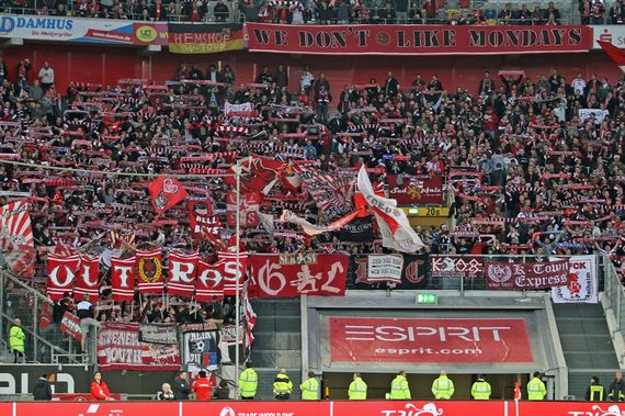 Fortuna Düsseldorf vs 1. FC Kaiserslautern (1-1) (9)