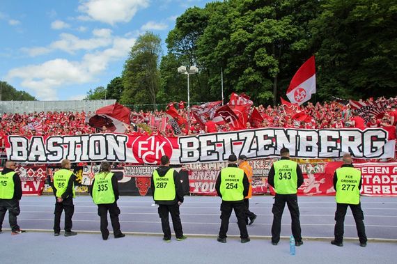 FC Erzgebirge Aue vs 1. FC Kaiserslautern (0-0) (12)