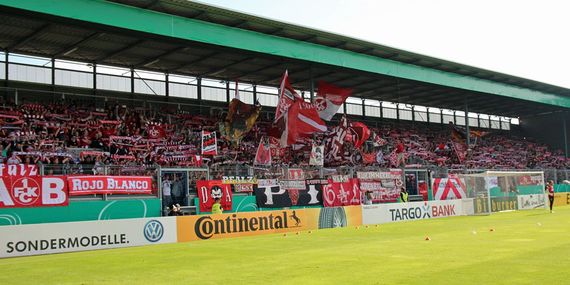 SV Wehen Wiesbaden vs 1. FC Kaiserslautern (3-5 n.E.) (9)