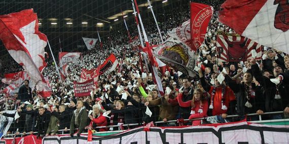 1. FC Kaiserslautern vs SpVgg Fürth (2-0) (10)