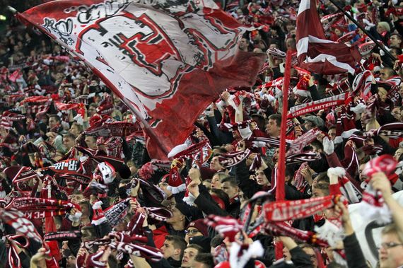 1. FC Kaiserslautern vs SpVgg Fürth (2-0) (12)