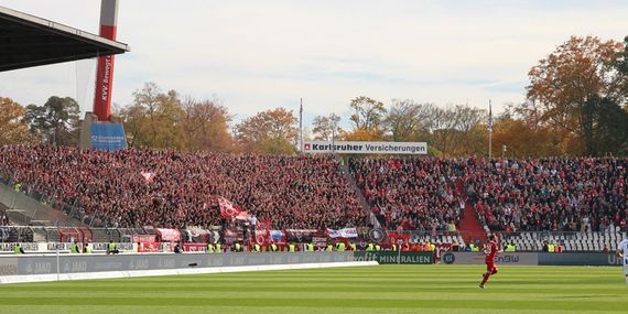 Karlsruher SC vs 1. FC Kaiserslautern (2-0) (2)