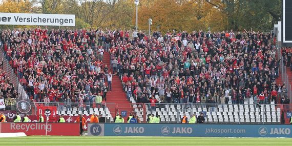 Karlsruher SC vs 1. FC Kaiserslautern (2-0) (4)