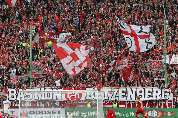 1. FC Kaiserslautern vs SV Sandhausen (2-0) (1)