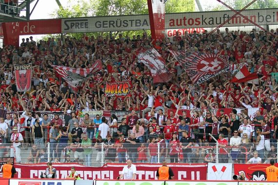 Eintracht Braunschweig vs 1. FC Kaiserslautern (1-1) (3)