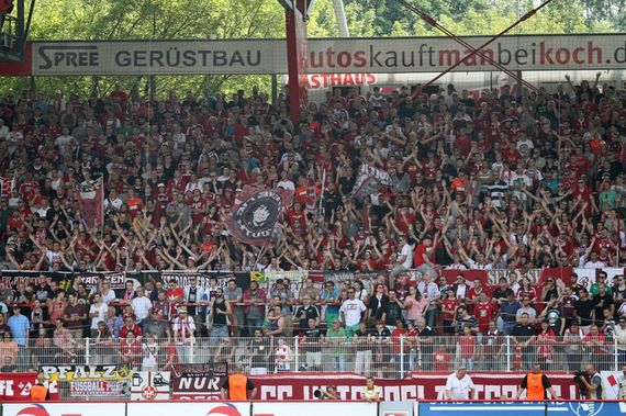 Eintracht Braunschweig vs 1. FC Kaiserslautern (1-1) (6)