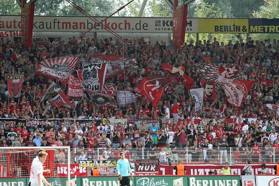 Eintracht Braunschweig vs 1. FC Kaiserslautern (1-1) (7)