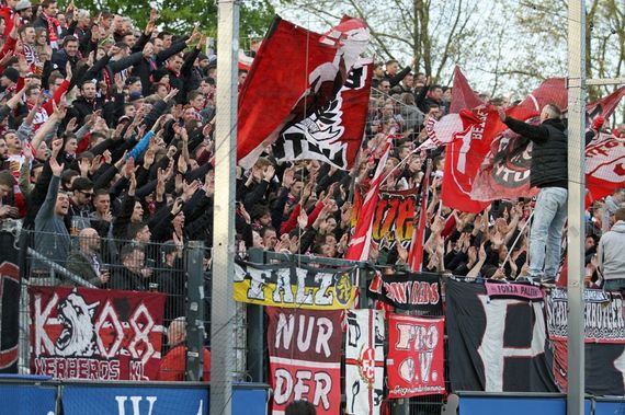 FSV Frankfurt vs 1. FC Kaiserslautern (1-4) (3)